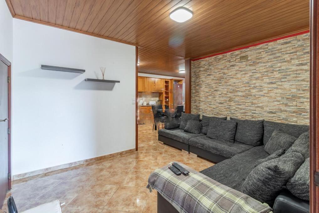 Casa Central - Peceful Mountain Retreat In Calheta Ribeira do Raposo Zewnętrze zdjęcie