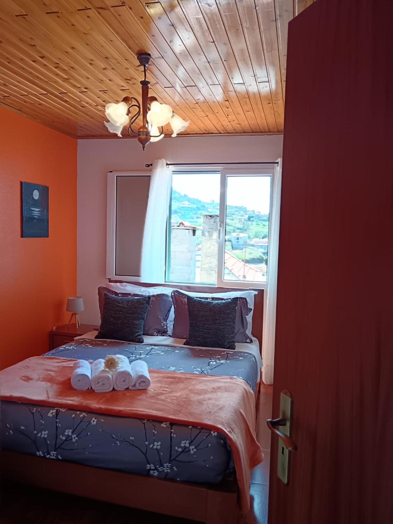 Casa Central - Peceful Mountain Retreat In Calheta Ribeira do Raposo Zewnętrze zdjęcie