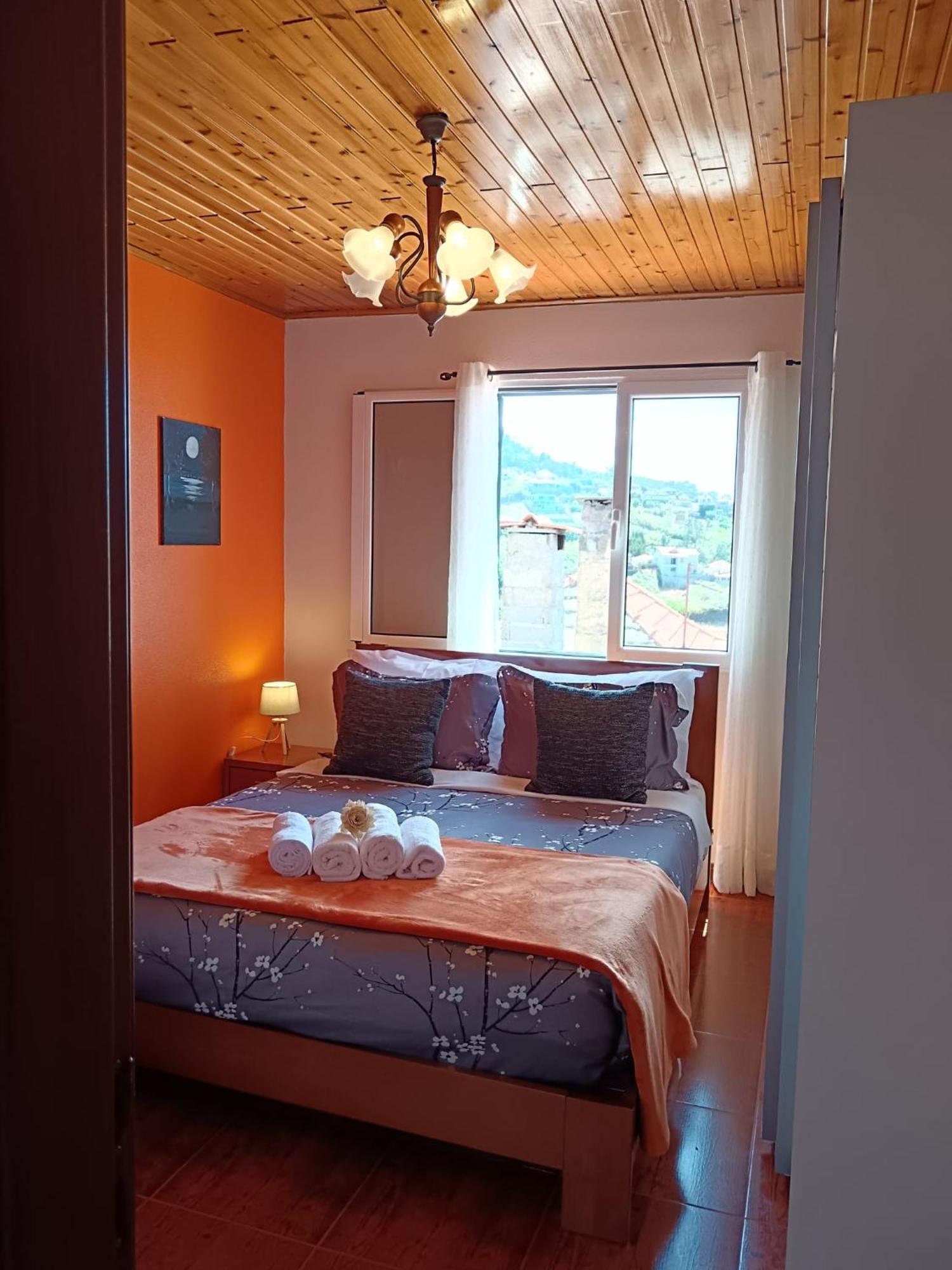 Casa Central - Peceful Mountain Retreat In Calheta Ribeira do Raposo Zewnętrze zdjęcie