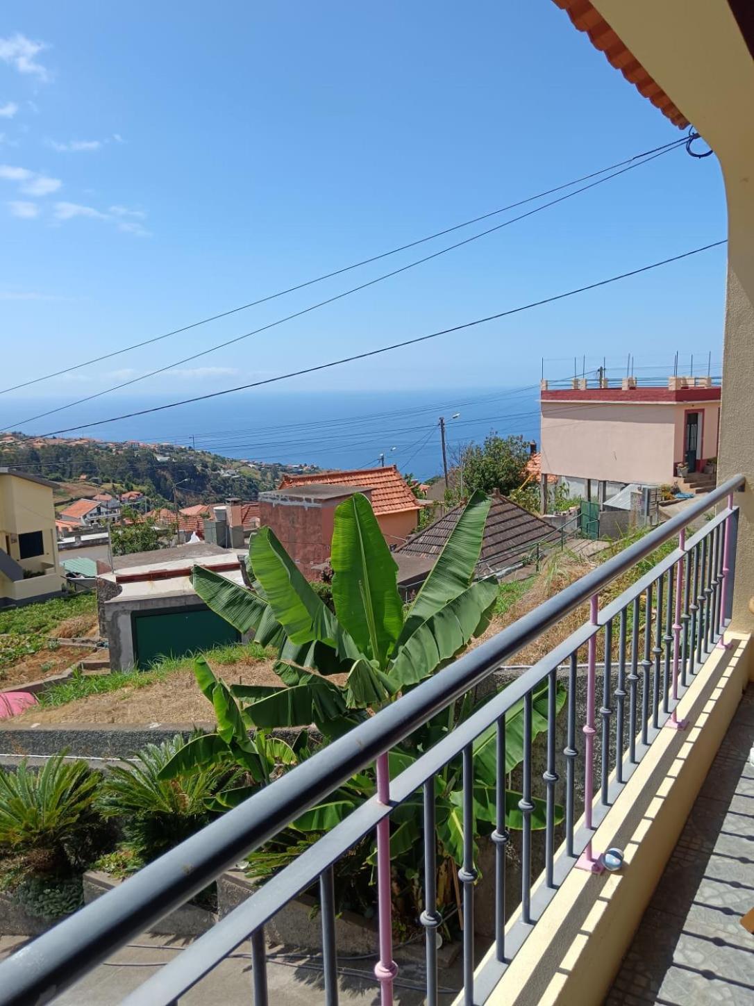 Casa Central - Peceful Mountain Retreat In Calheta Ribeira do Raposo Zewnętrze zdjęcie